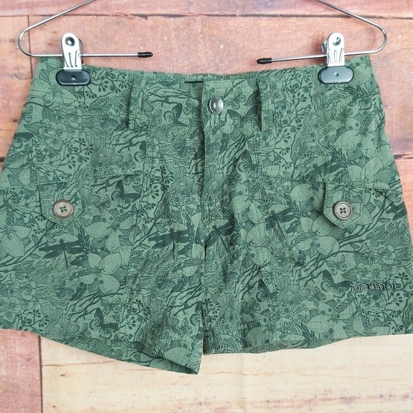 🍄3/50$🍄 Marmot shorts size 2 dragonfly prints size 2 - Picture 2 of 6